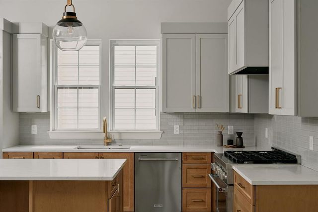 2209 Woodland Ave 1202, Austin, TX 78741