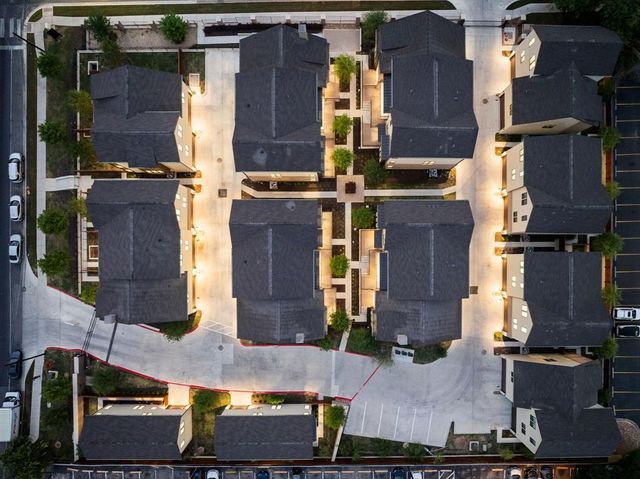 2209 Woodland Ave 1202, Austin, TX 78741