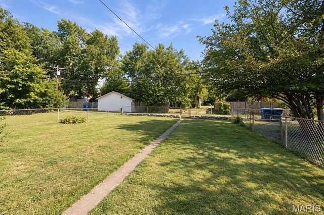 2440 Iowa Street, Granite City, IL 62040