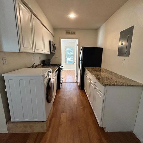 1106 W 22nd ST 3, Austin, TX 78705