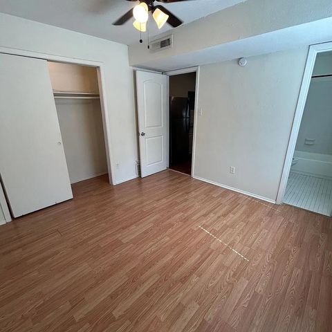 1106 W 22nd ST 3, Austin, TX 78705