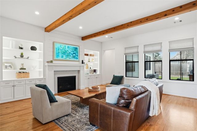 1710 Du Barry Lane, Houston, TX 77018