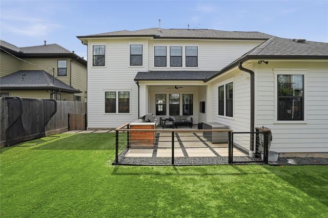 1710 Du Barry Lane, Houston, TX 77018