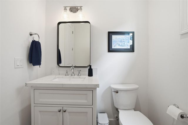 1710 Du Barry Lane, Houston, TX 77018