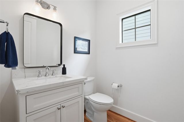 1710 Du Barry Lane, Houston, TX 77018