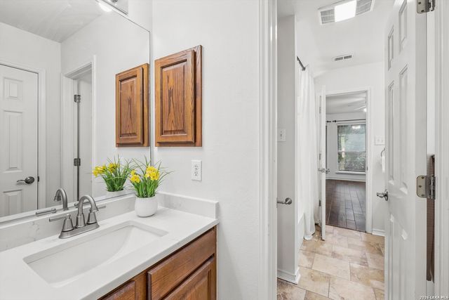 24219 Bear Mtn, San Antonio, TX 78258