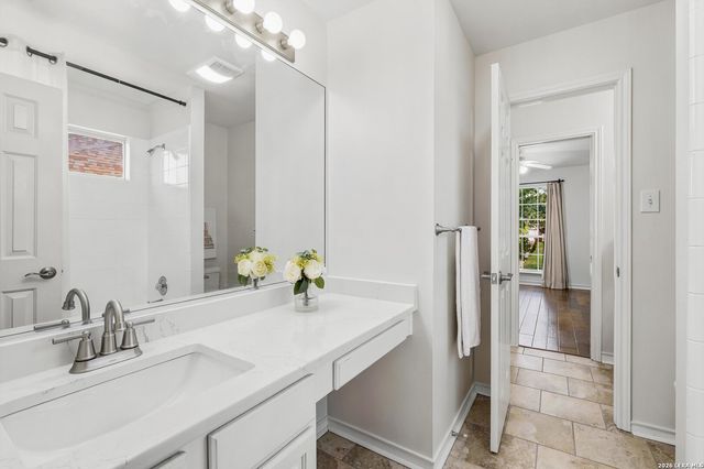 24219 Bear Mtn, San Antonio, TX 78258