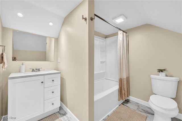 112 Grove Drive, Ashtabula, OH 44004