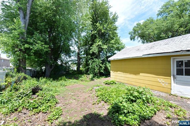 295 Lanza Avenue, Saddle Brook, NJ 07663