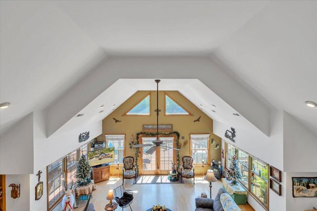 531 Brookwood RD, Wirtz, VA 24184