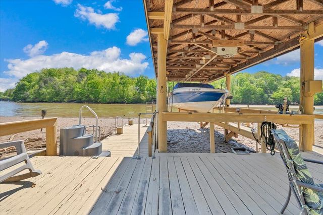 531 Brookwood RD, Wirtz, VA 24184