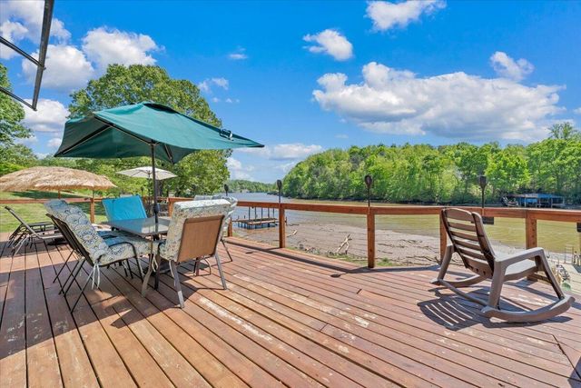 531 Brookwood RD, Wirtz, VA 24184