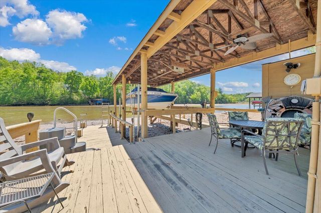 531 Brookwood RD, Wirtz, VA 24184