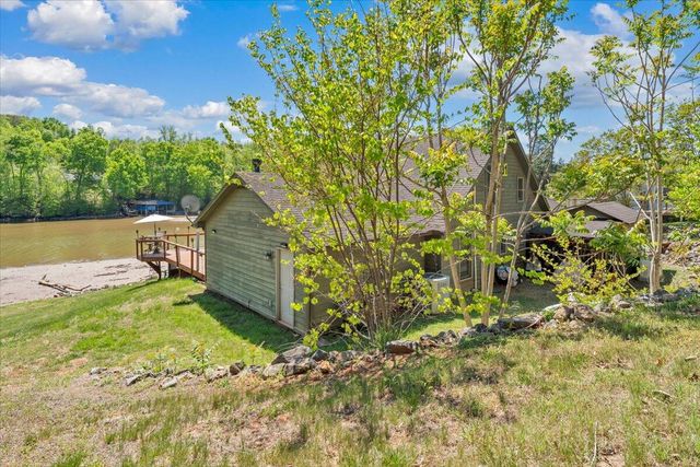 531 Brookwood RD, Wirtz, VA 24184