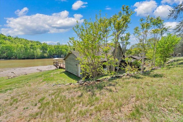 531 Brookwood RD, Wirtz, VA 24184
