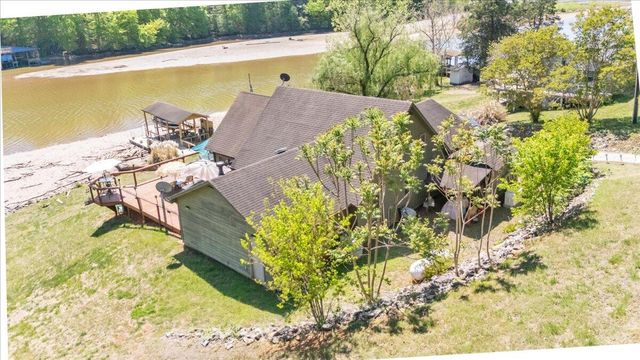 531 Brookwood RD, Wirtz, VA 24184