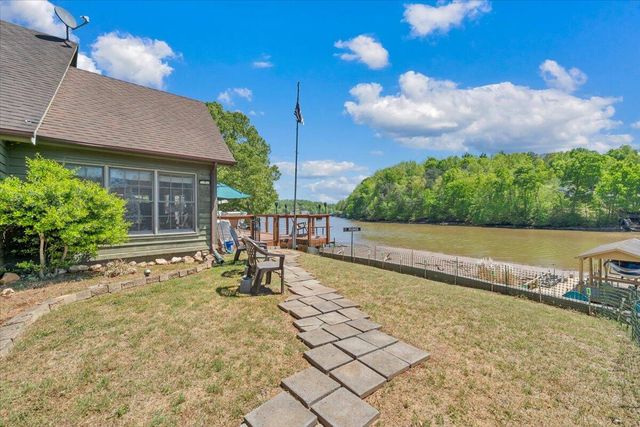 531 Brookwood RD, Wirtz, VA 24184