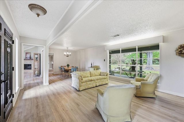 3010 Kelley Street, Orange, TX 77630