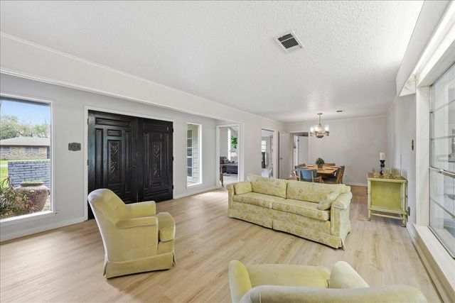 3010 Kelley Street, Orange, TX 77630