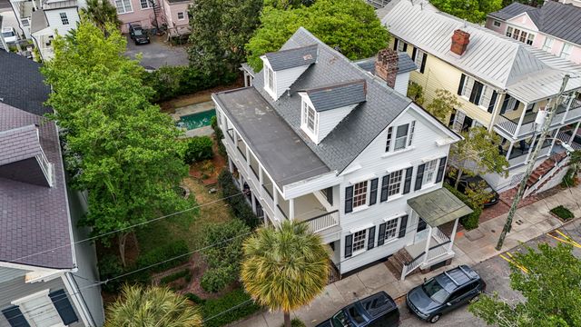 16 Trumbo, Charleston, SC 29401