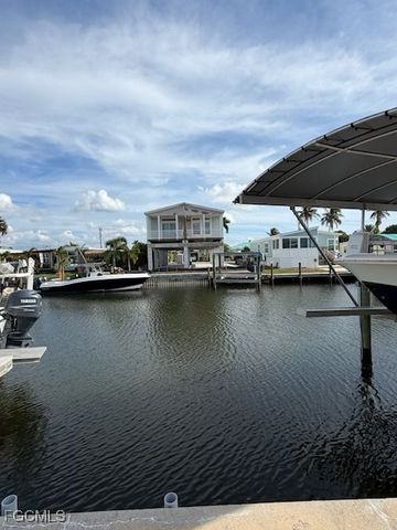 2951 York RD, St James City, FL 33956