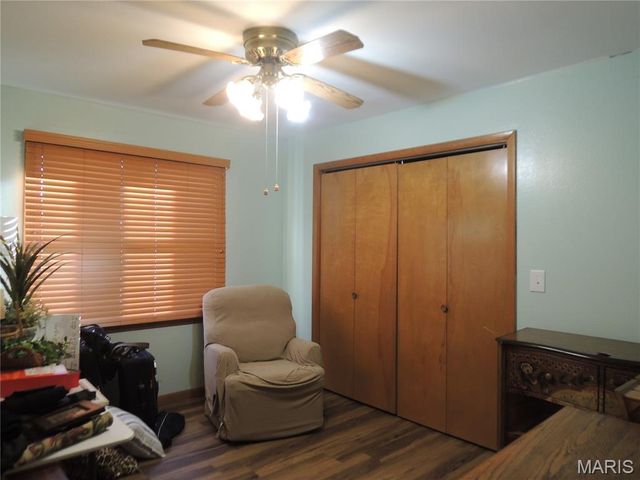 405 W Spring Street, Greenville, IL 62246