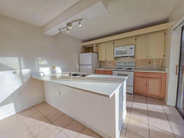 832 BLUE RIDGE Circle, West Palm Beach, FL 33409