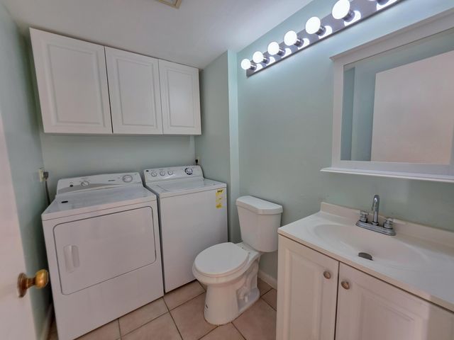 832 BLUE RIDGE Circle, West Palm Beach, FL 33409