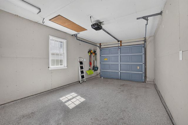 1720 Elmwood Avenue, Bettendorf, IA 52722