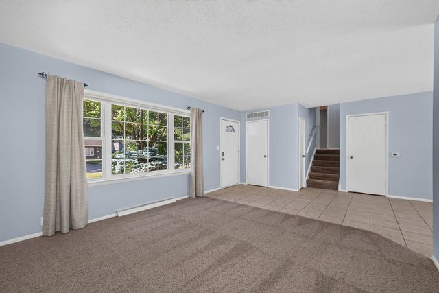 1720 Elmwood Avenue, Bettendorf, IA 52722