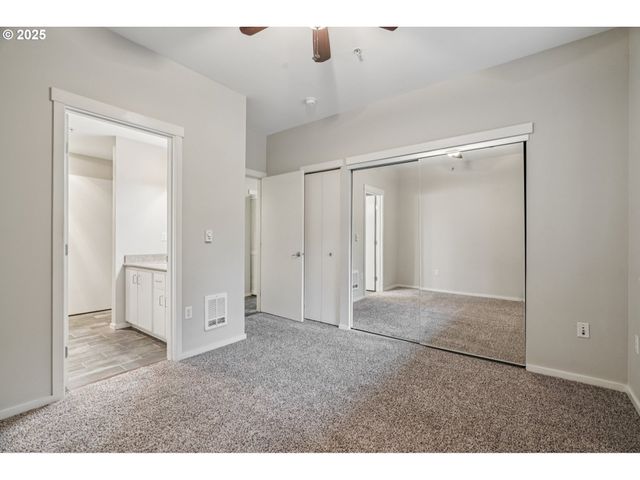 10800 Se 17TH Cir 222, Vancouver, WA 98664