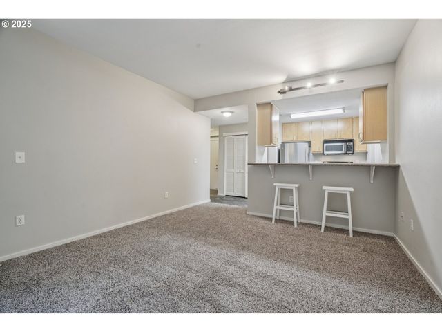 10800 Se 17TH Cir 222, Vancouver, WA 98664