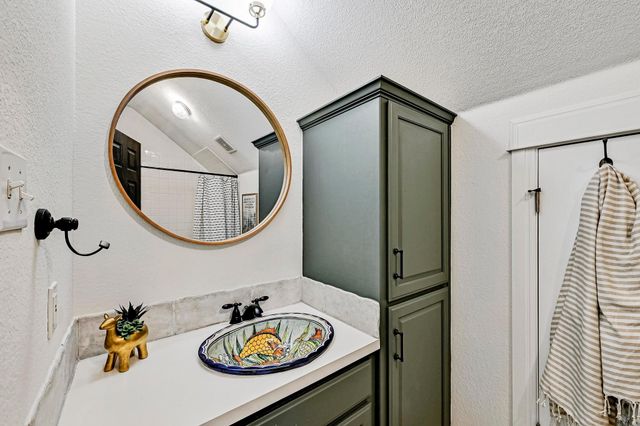 5008 Timothy CIR, Austin, TX 78734