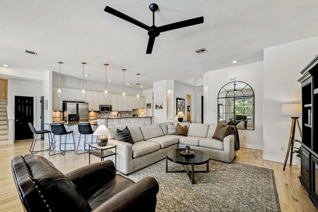 5008 Timothy CIR, Austin, TX 78734