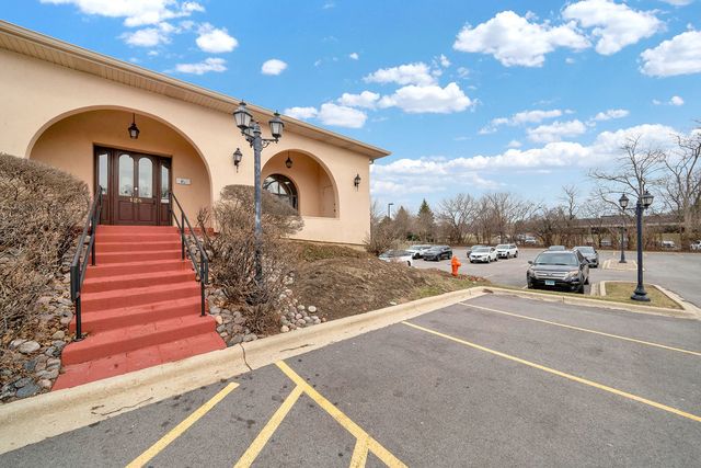 1754 N Washington Street 128, Naperville, IL 60563