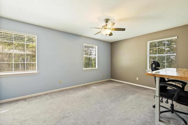 4 Summerland Court, Little Rock, AR 72227