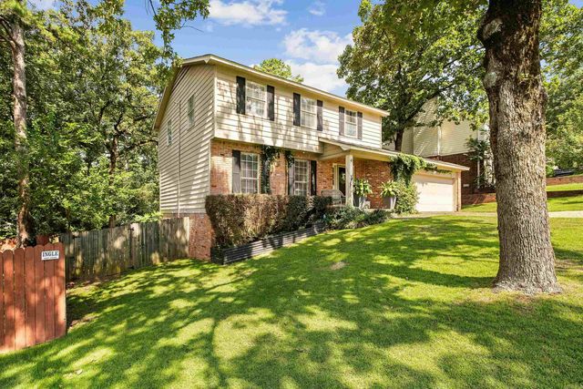 4 Summerland Court, Little Rock, AR 72227