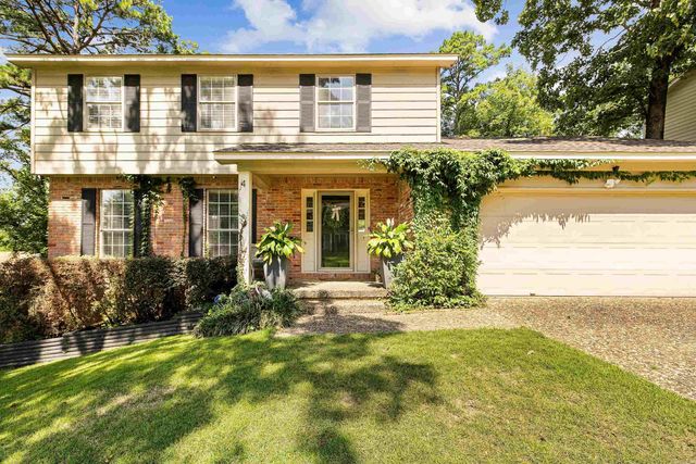 4 Summerland Court, Little Rock, AR 72227