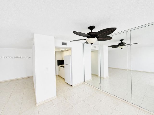 250 174th Street 115, Sunny Isles Beach, FL 33160