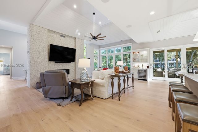 24 Ridgewood Ln, Hilton Head Island, SC 29928