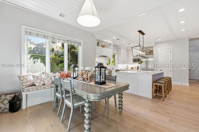 24 Ridgewood Ln, Hilton Head Island, SC 29928