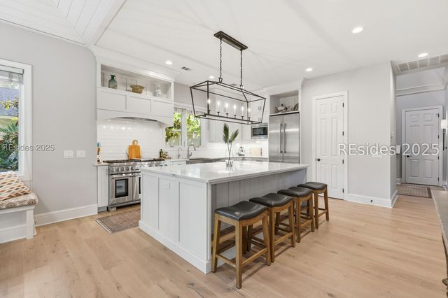 24 Ridgewood Ln, Hilton Head Island, SC 29928