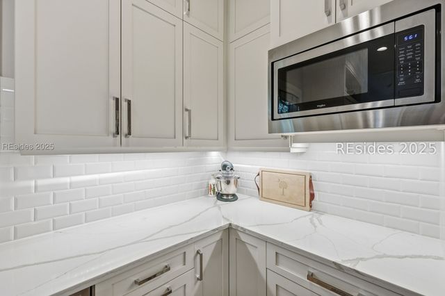 24 Ridgewood Ln, Hilton Head Island, SC 29928