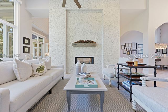 24 Ridgewood Ln, Hilton Head Island, SC 29928