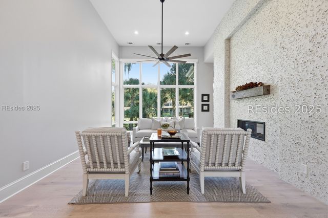 24 Ridgewood Ln, Hilton Head Island, SC 29928