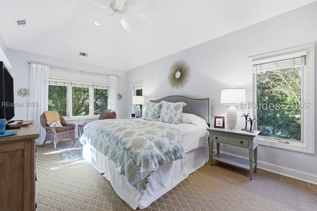 24 Ridgewood Ln, Hilton Head Island, SC 29928