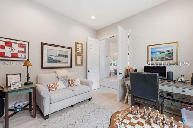 24 Ridgewood Ln, Hilton Head Island, SC 29928