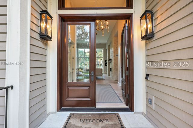 24 Ridgewood Ln, Hilton Head Island, SC 29928