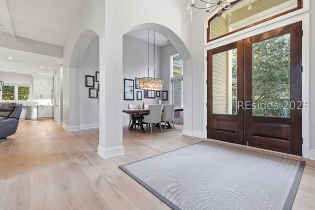 24 Ridgewood Ln, Hilton Head Island, SC 29928