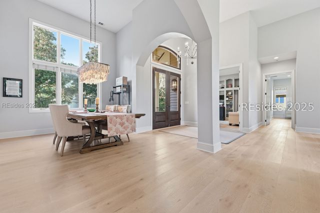 24 Ridgewood Ln, Hilton Head Island, SC 29928